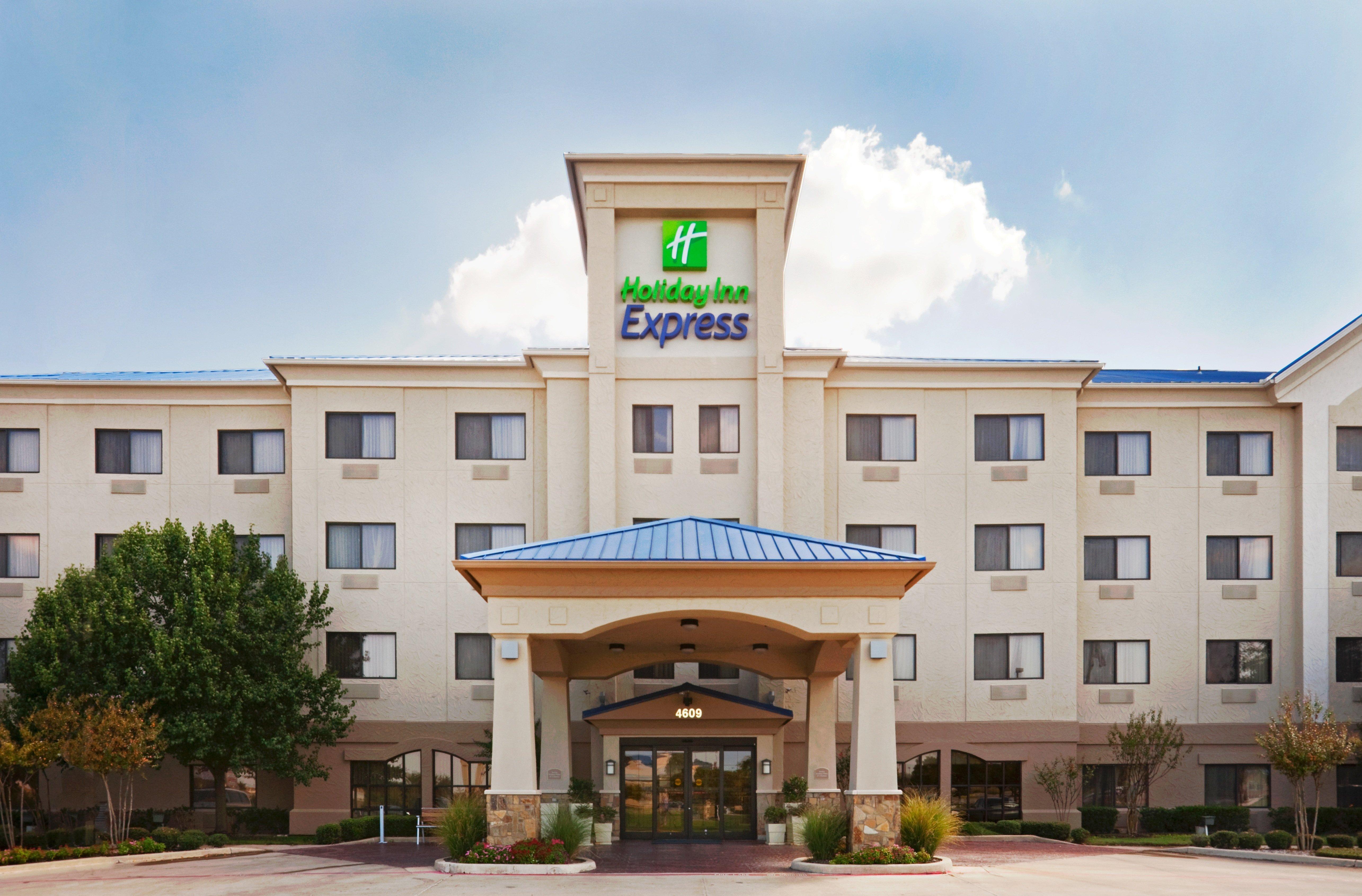 Holiday Inn Express Hotel And Suites Fort Worth/I-20 Exterior foto