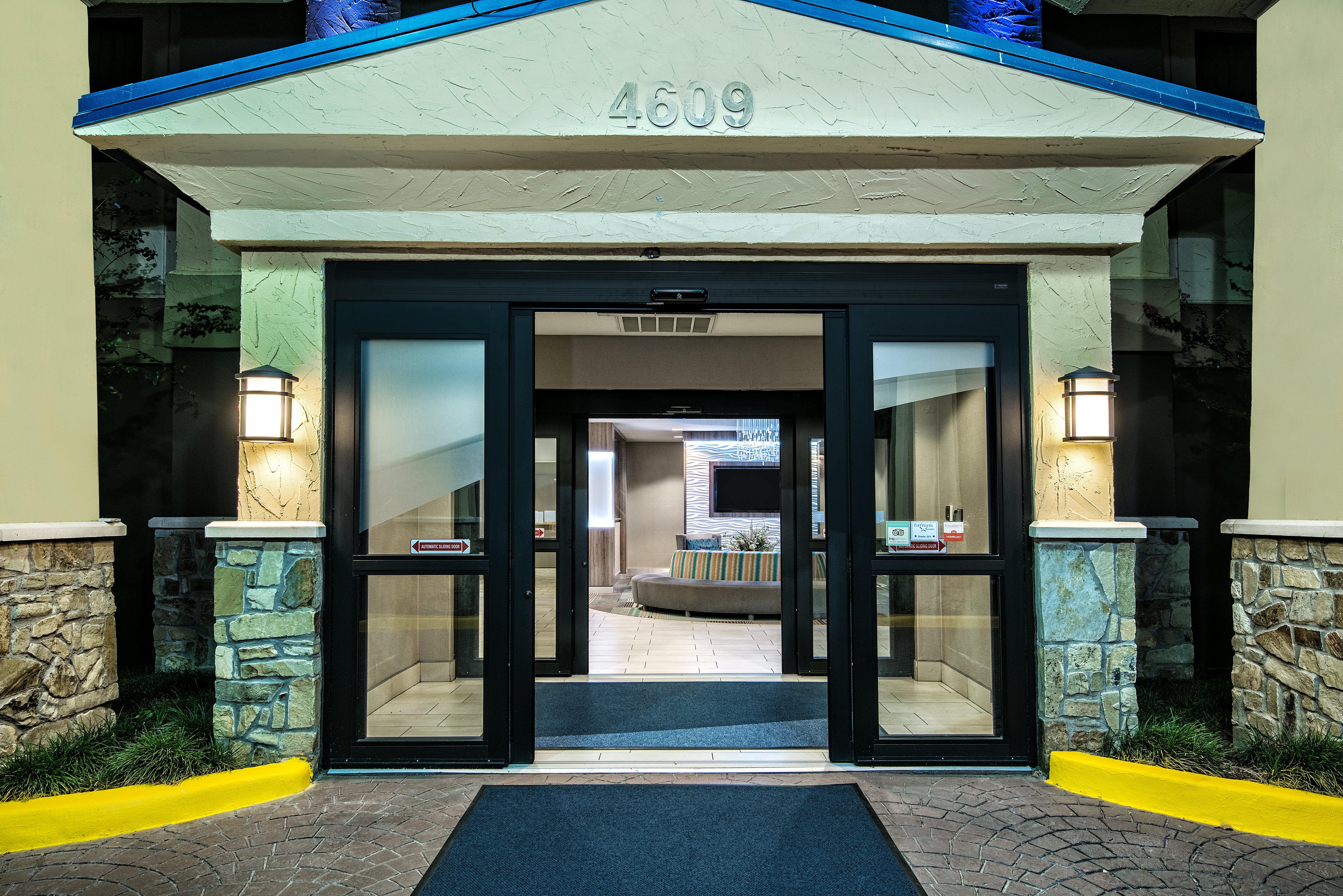 Holiday Inn Express Hotel And Suites Fort Worth/I-20 Exterior foto